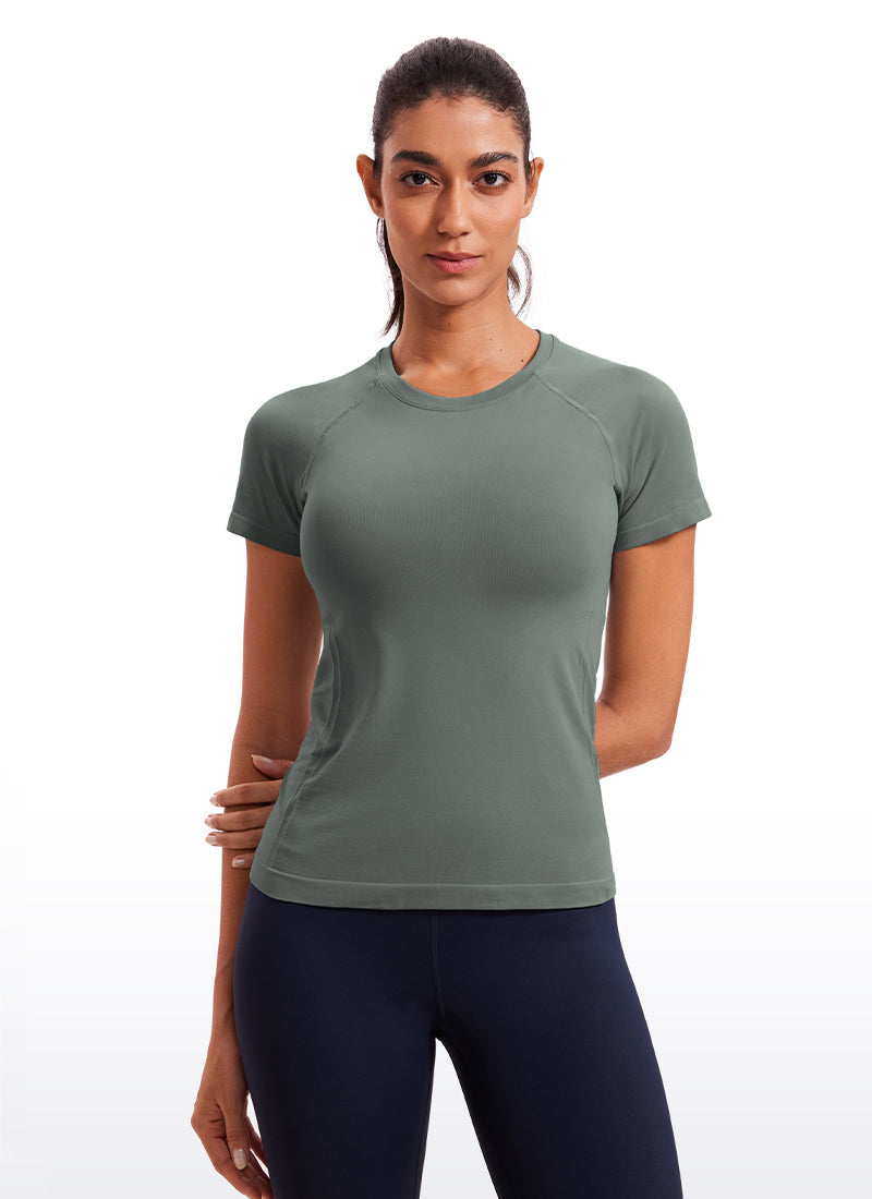 Seamless Hip-Length Short Sleeves