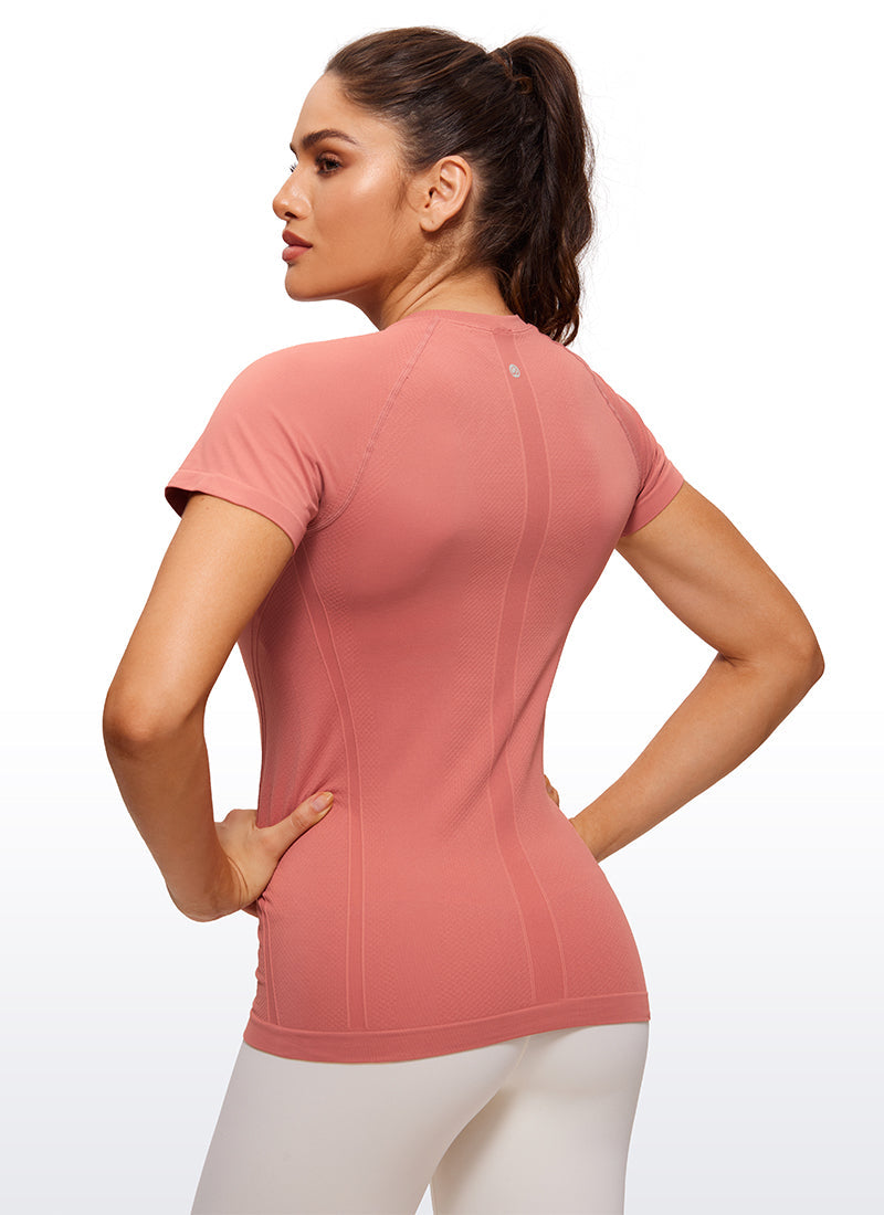 Seamless Hip-Length Short Sleeves