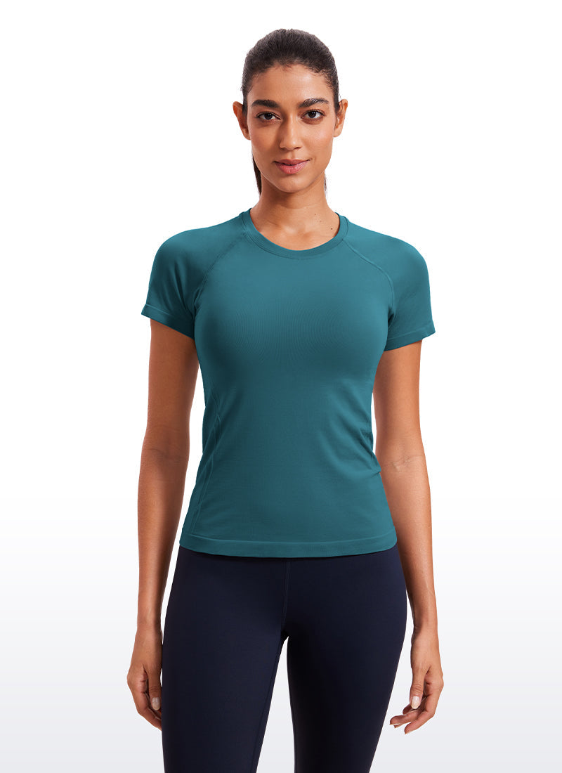 Seamless Hip-Length Short Sleeves