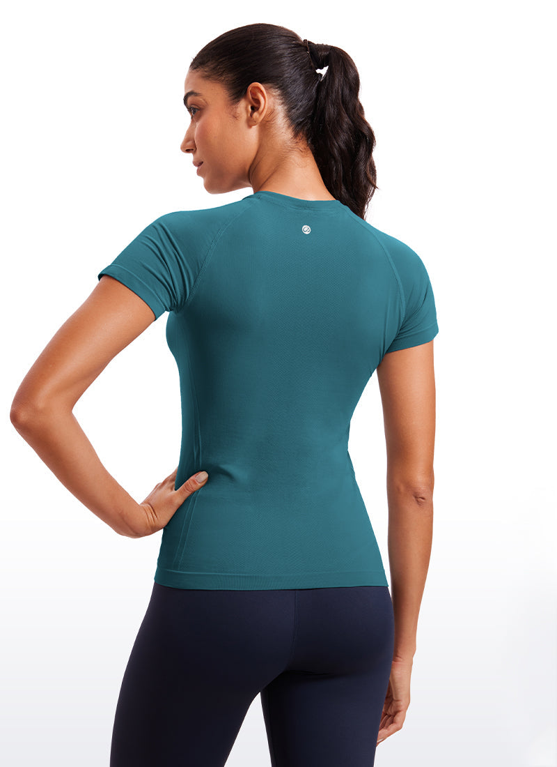 Seamless Hip-Length Short Sleeves