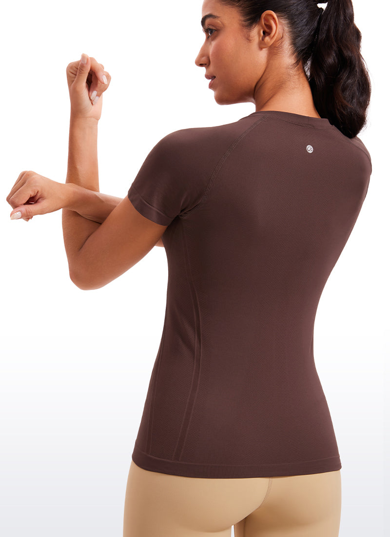 Seamless Hip-Length Short Sleeves