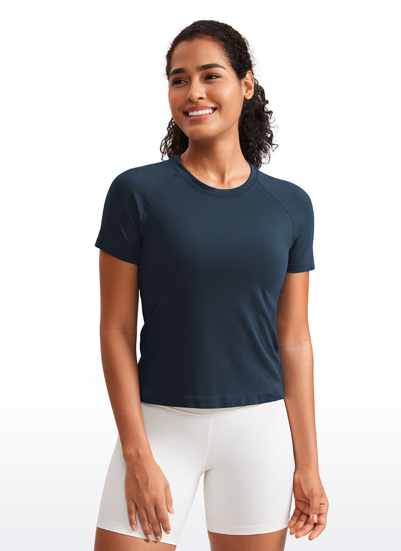 Seamless Crewneck Short Sleeve Shirts Waist Length