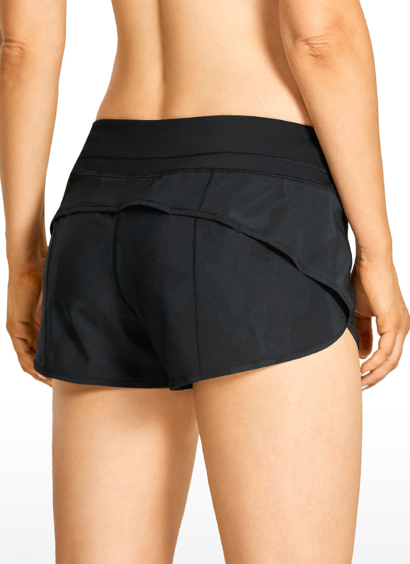 Feathery-Fit Low Rise Lined Shorts with Flat Waist 2.5''